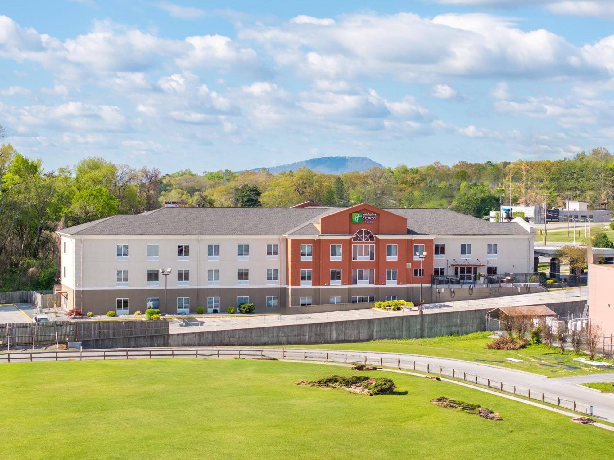 Holiday Inn Express & Suites Chattanooga-Hixson, An Ihg Hotel Esterno foto